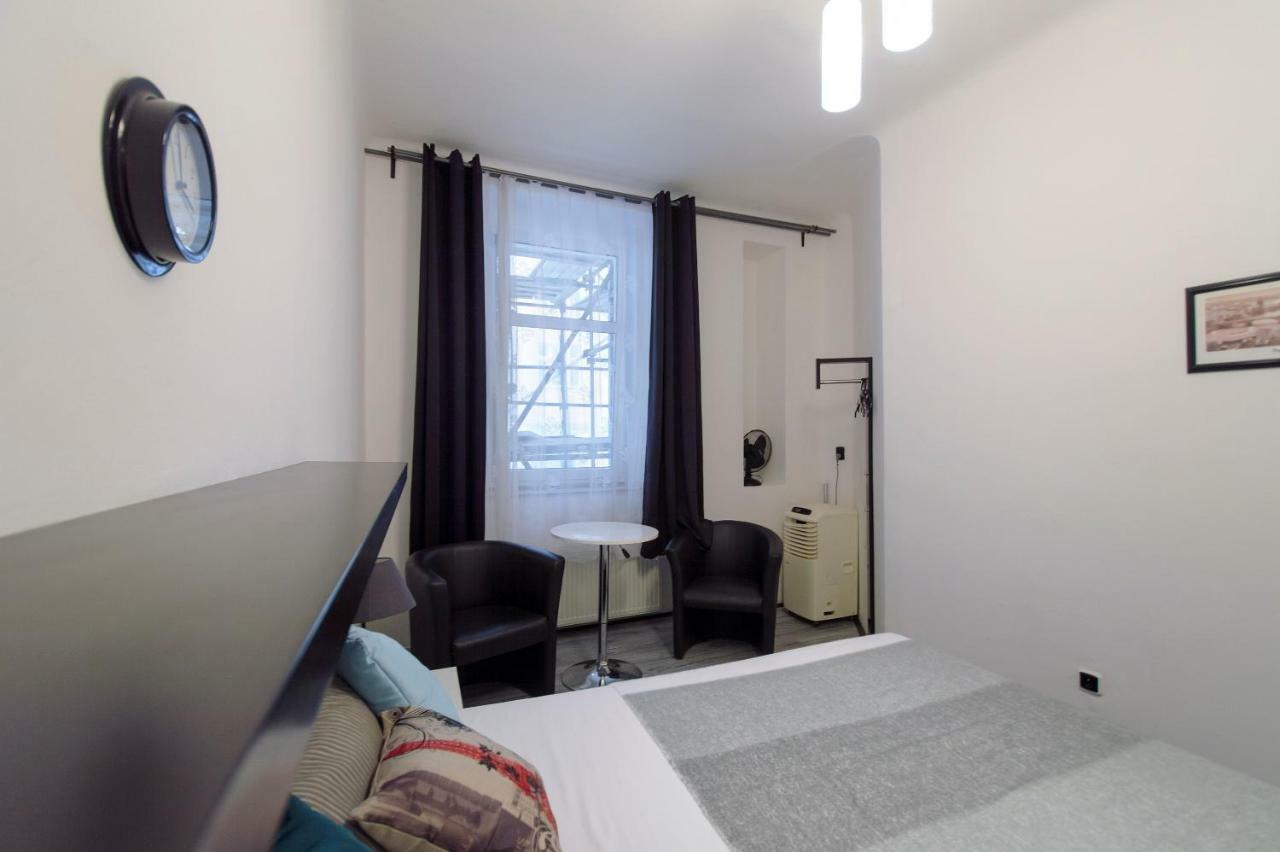 Modern Apartment Skolska 20 Prag Dış mekan fotoğraf